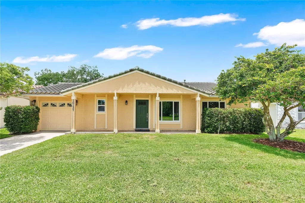 10137 Mason Dixon Circle Orlando FL 32821