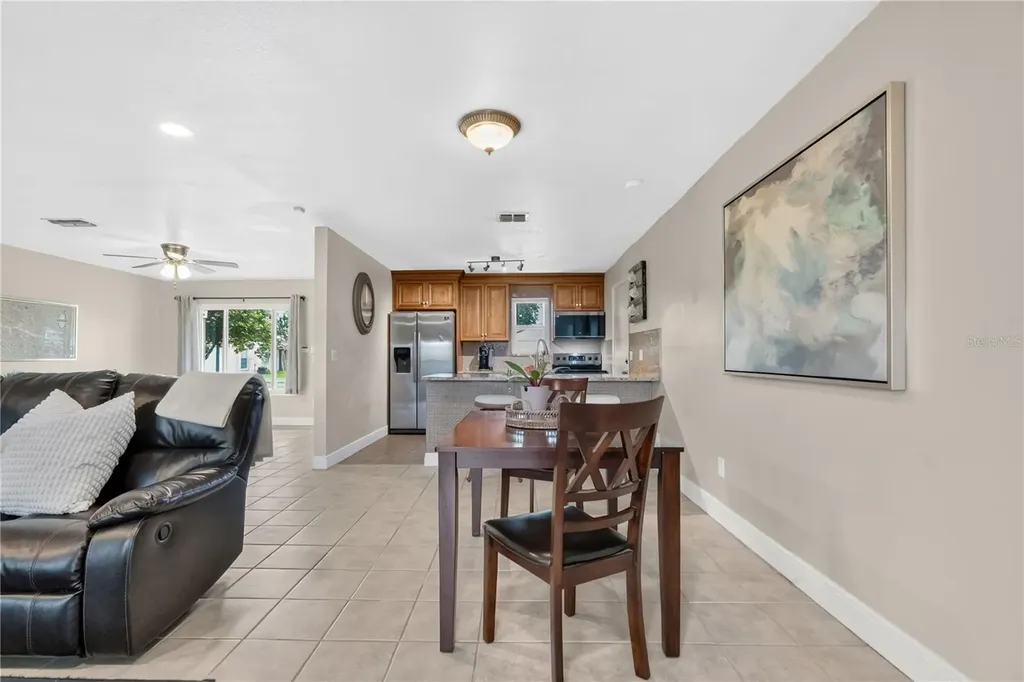 10137 Mason Dixon Circle Orlando FL 32821