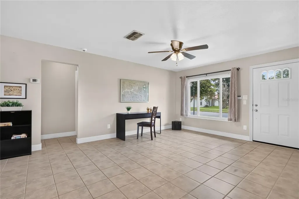 10137 Mason Dixon Circle Orlando FL 32821