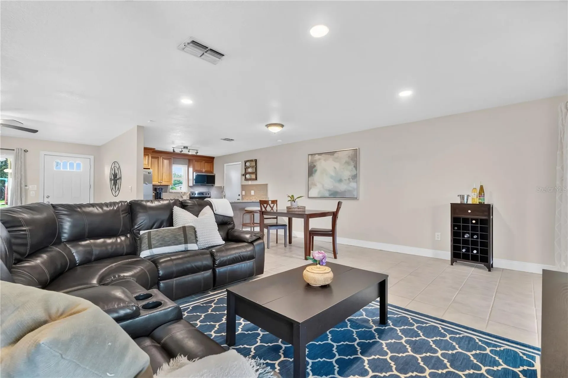 10137 Mason Dixon Circle Orlando FL 32821