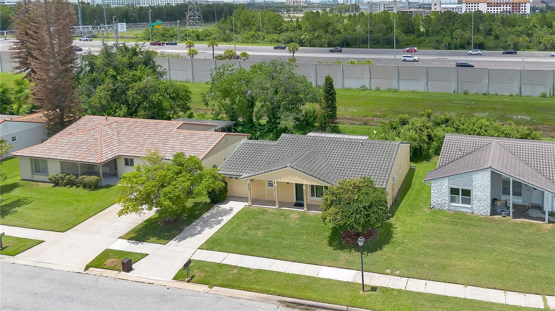 10137 Mason Dixon Circle Orlando FL 32821