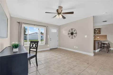 10137 Mason Dixon Circle Orlando FL 32821