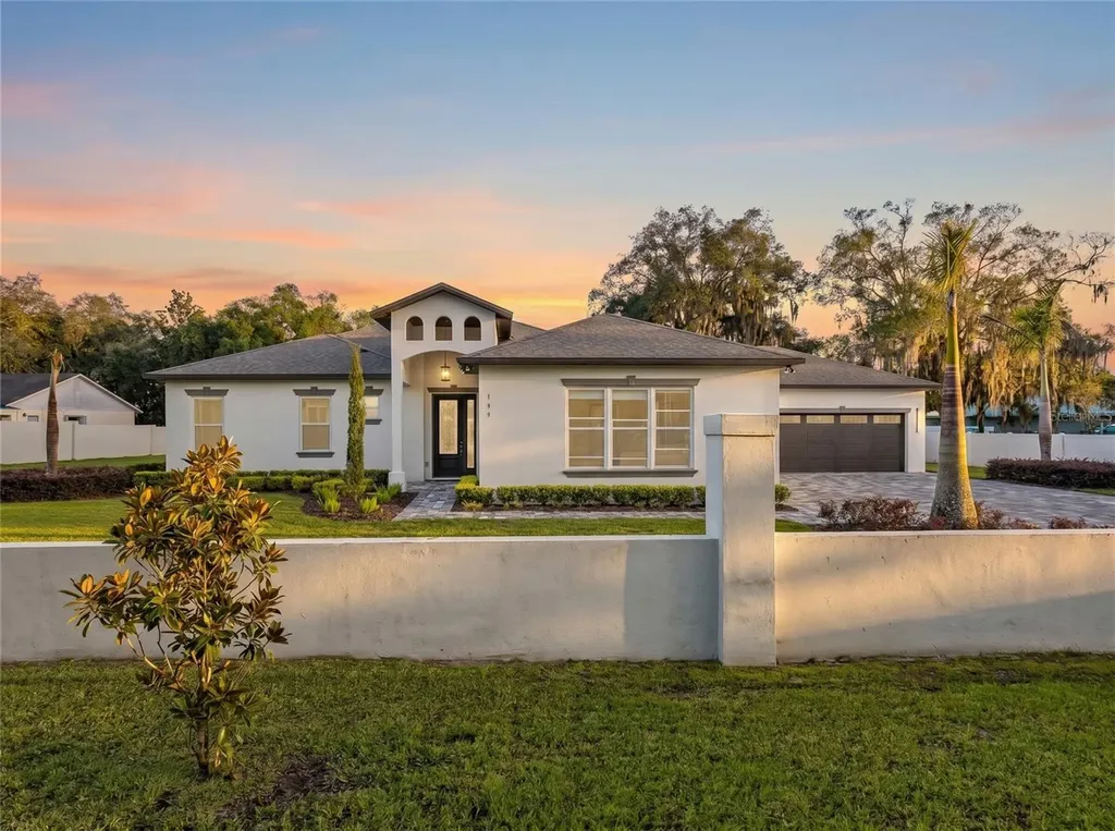 1924 Hill Drive Apopka FL 32703