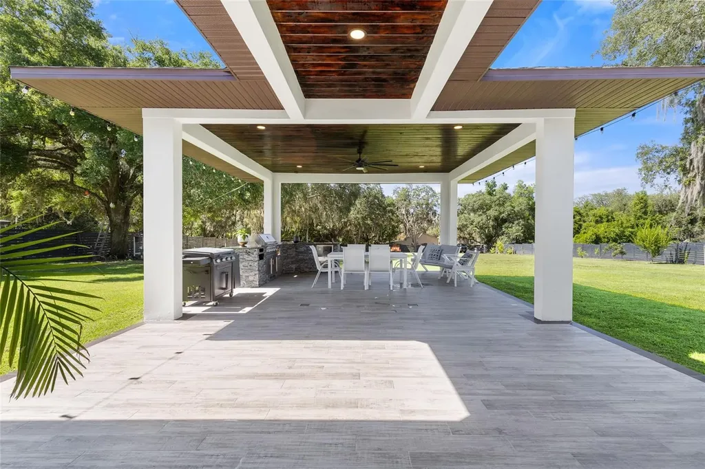 1924 Hill Drive Apopka FL 32703