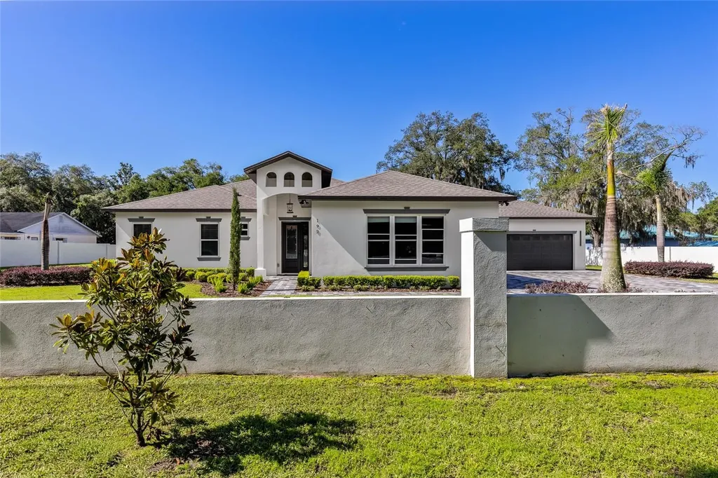 1924 Hill Drive Apopka FL 32703