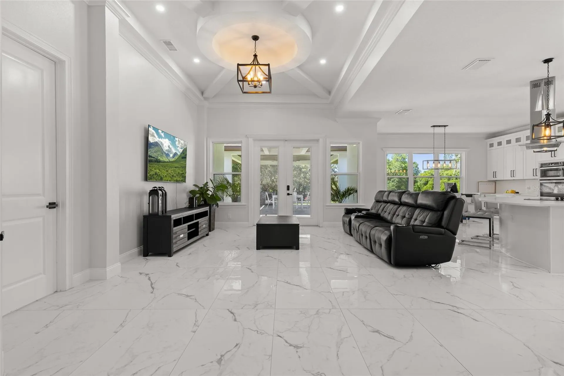 1924 Hill Drive Apopka FL 32703