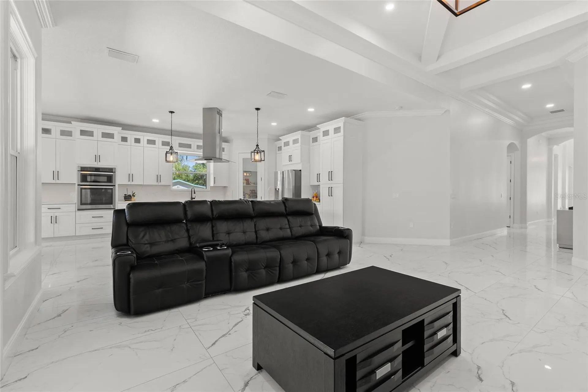 1924 Hill Drive Apopka FL 32703