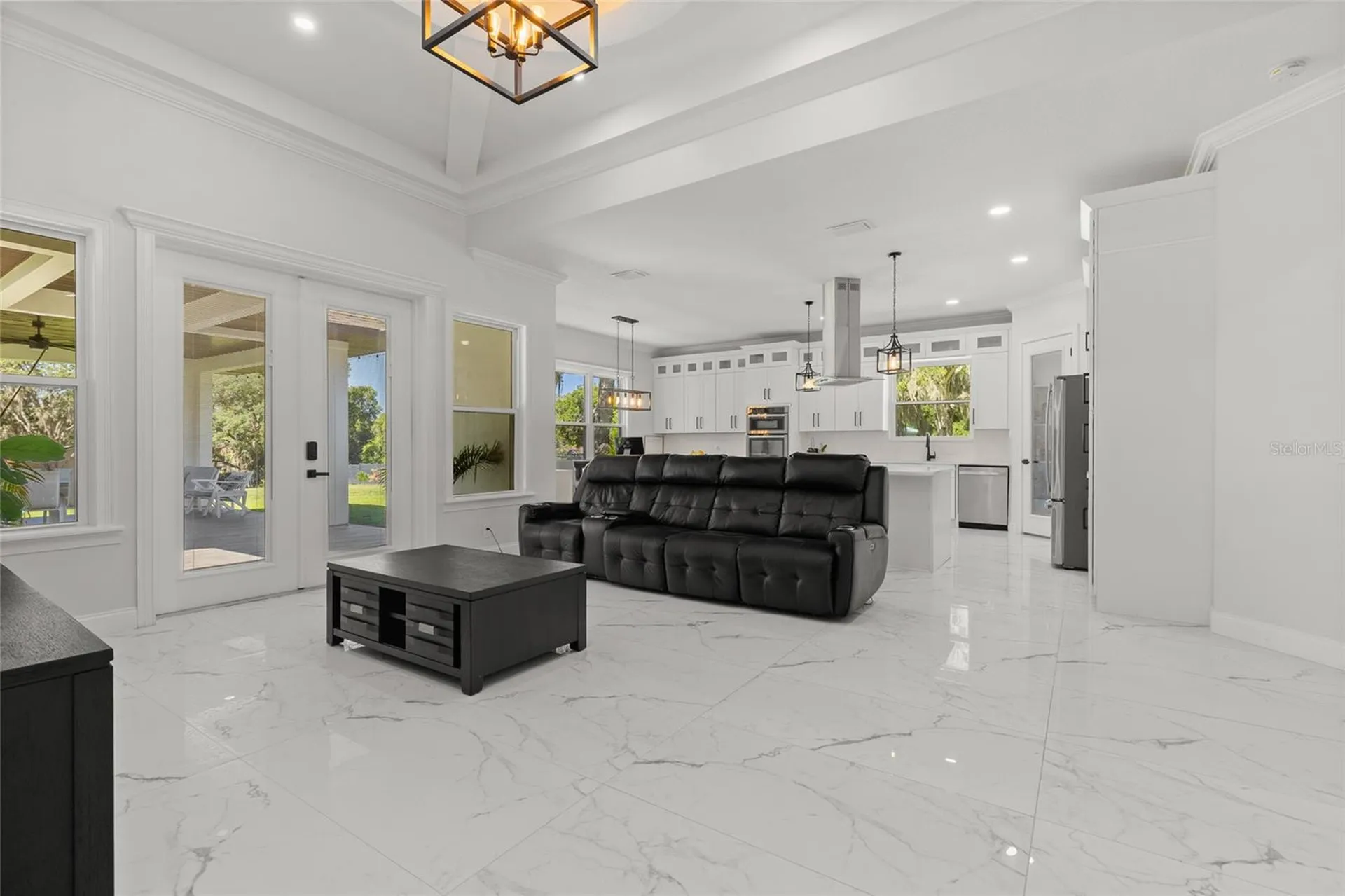 1924 Hill Drive Apopka FL 32703