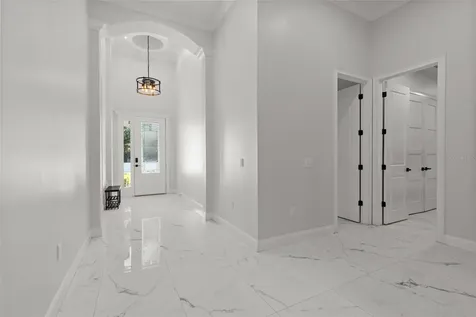 1924 Hill Drive Apopka FL 32703
