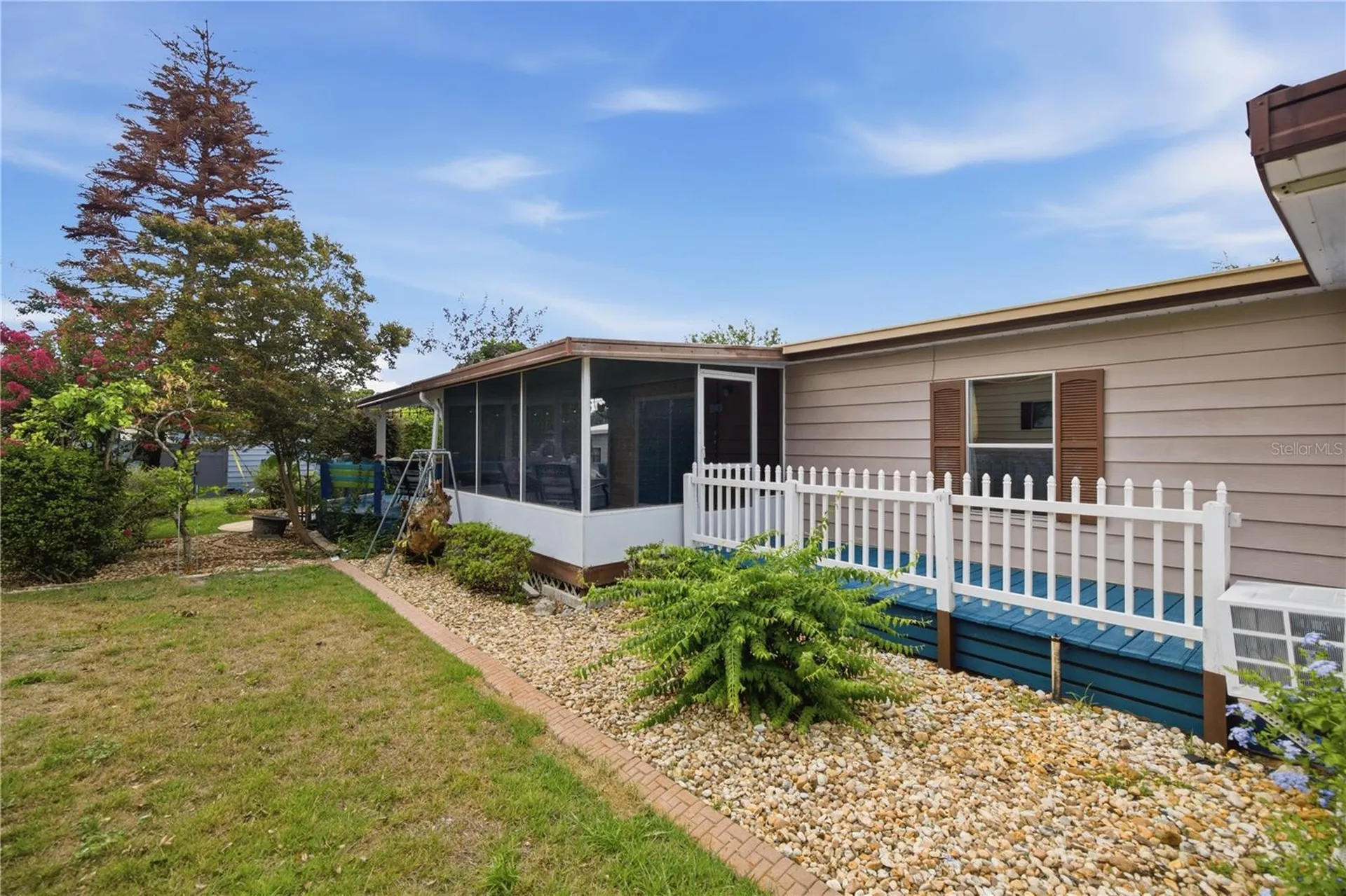 728 Truman Avenue Lady Lake FL 32159