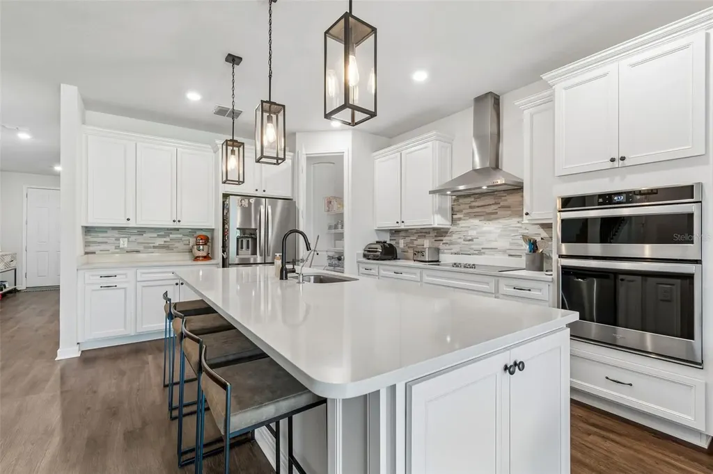 6390 Bradford Woods Drive Zephyrhills FL 33542