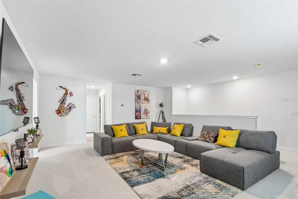 6390 Bradford Woods Drive Zephyrhills FL 33542