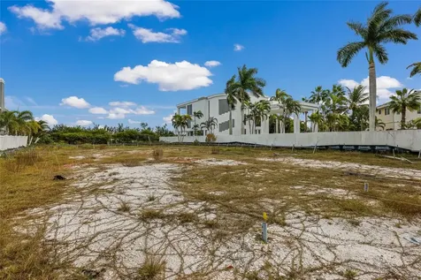 7094 Longboat Drive E Longboat Key FL 34228