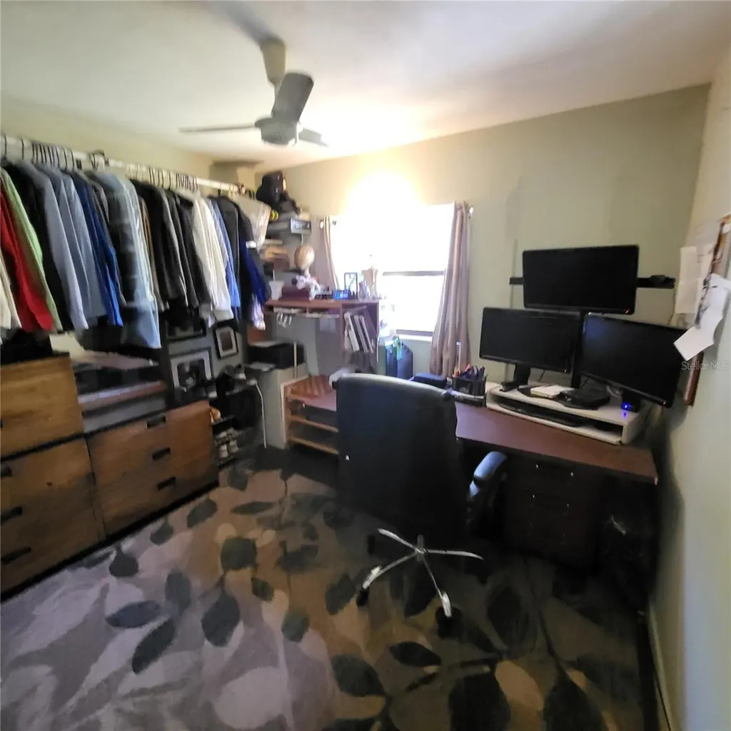 5107 Cresthill Drive Tampa FL 33615