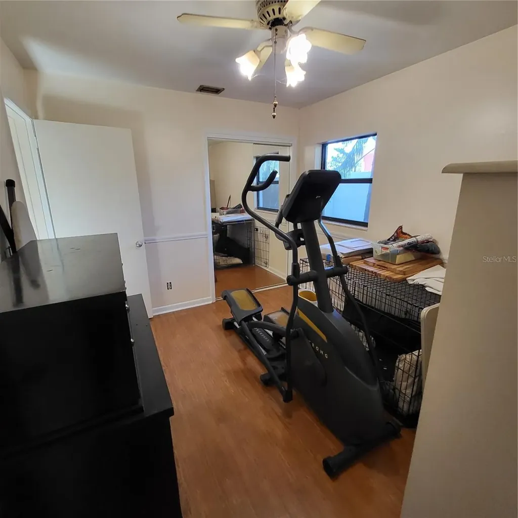 5107 Cresthill Drive Tampa FL 33615