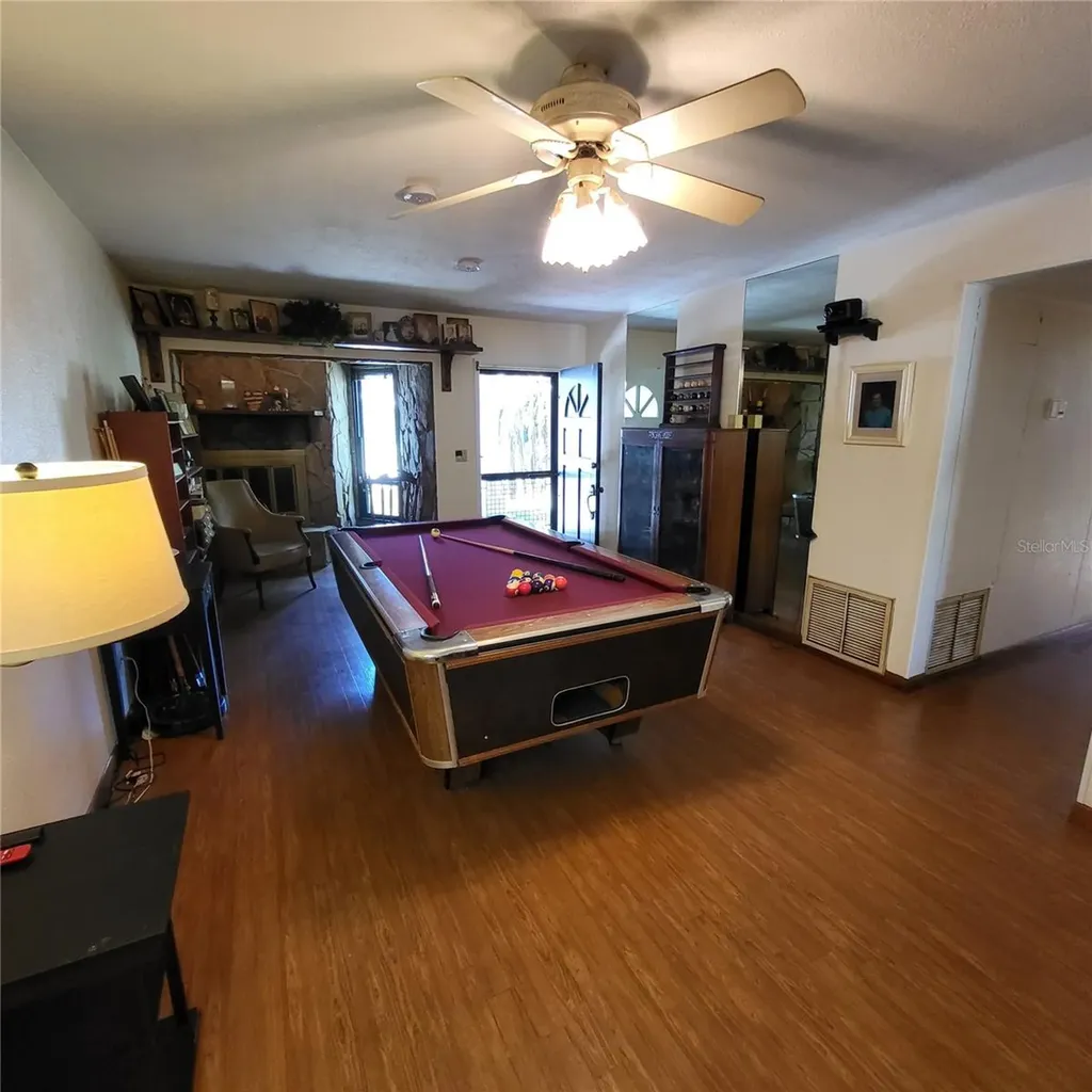 5107 Cresthill Drive Tampa FL 33615
