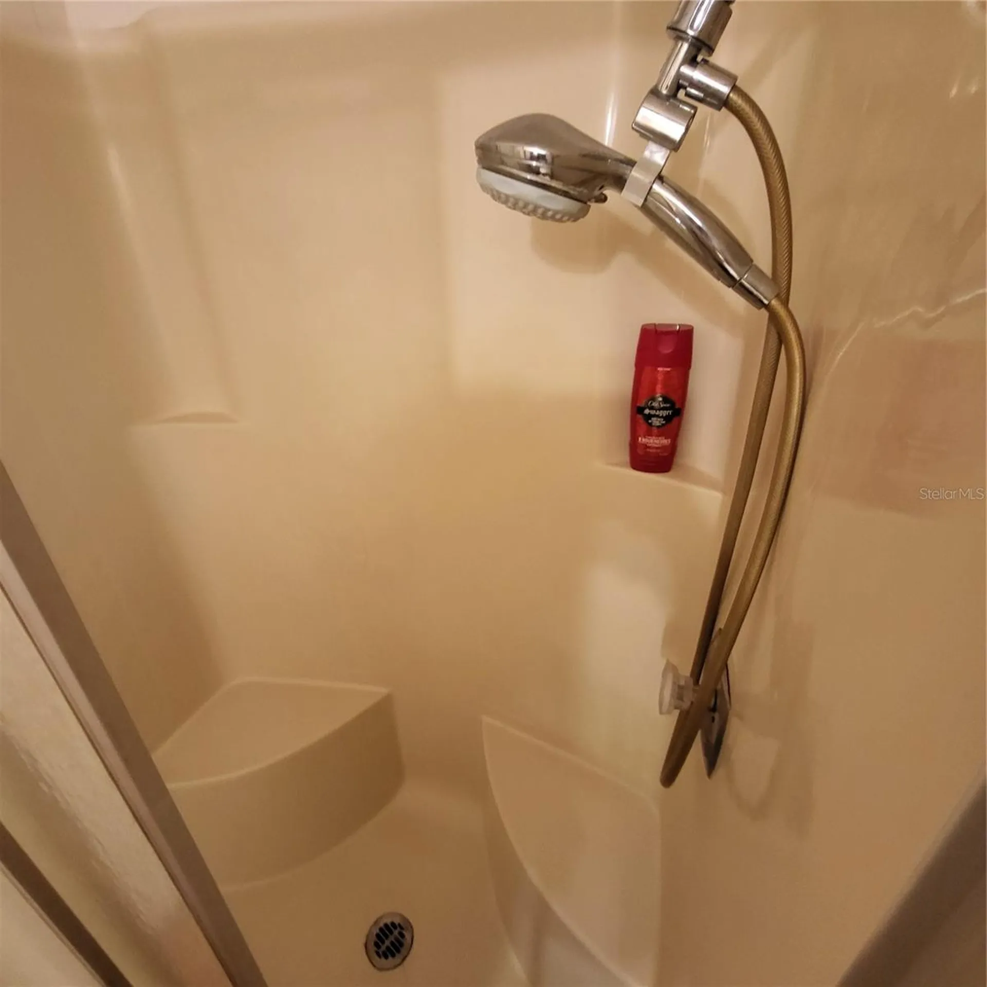 5107 Cresthill Drive Tampa FL 33615