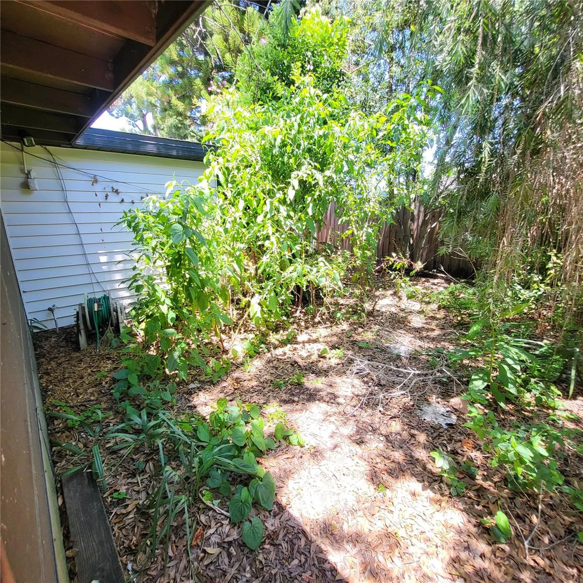 5107 Cresthill Drive Tampa FL 33615