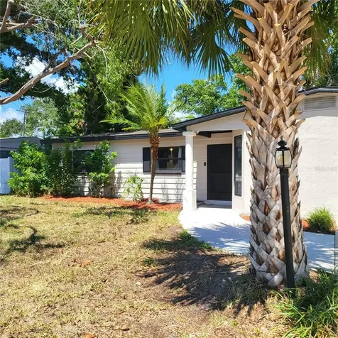 5107 Cresthill Drive Tampa FL 33615