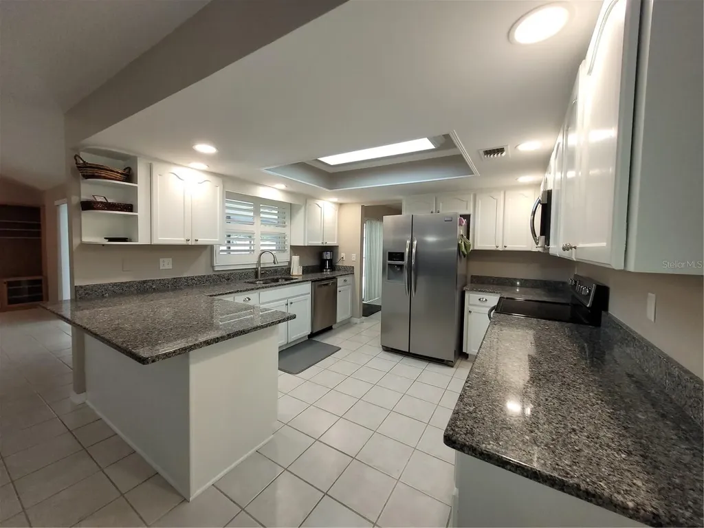 1104 Riflecrest Avenue Valrico FL 33594