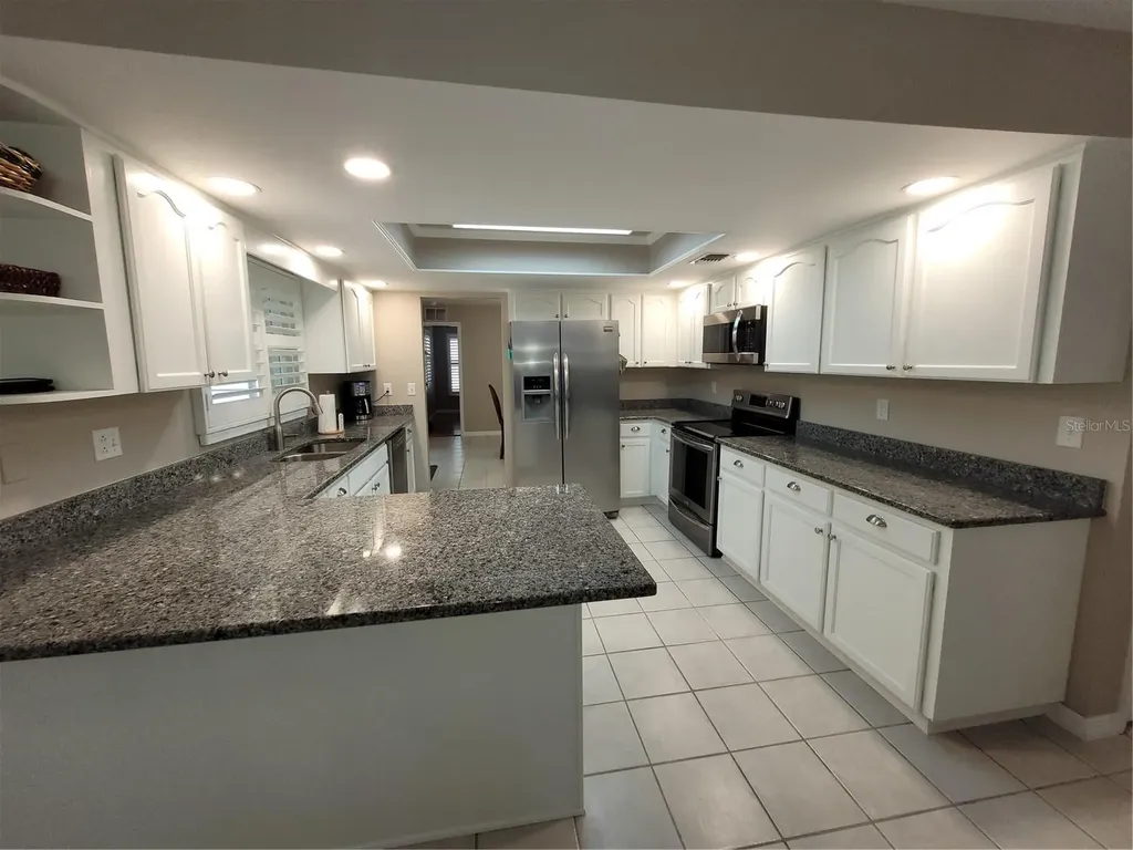 1104 Riflecrest Avenue Valrico FL 33594