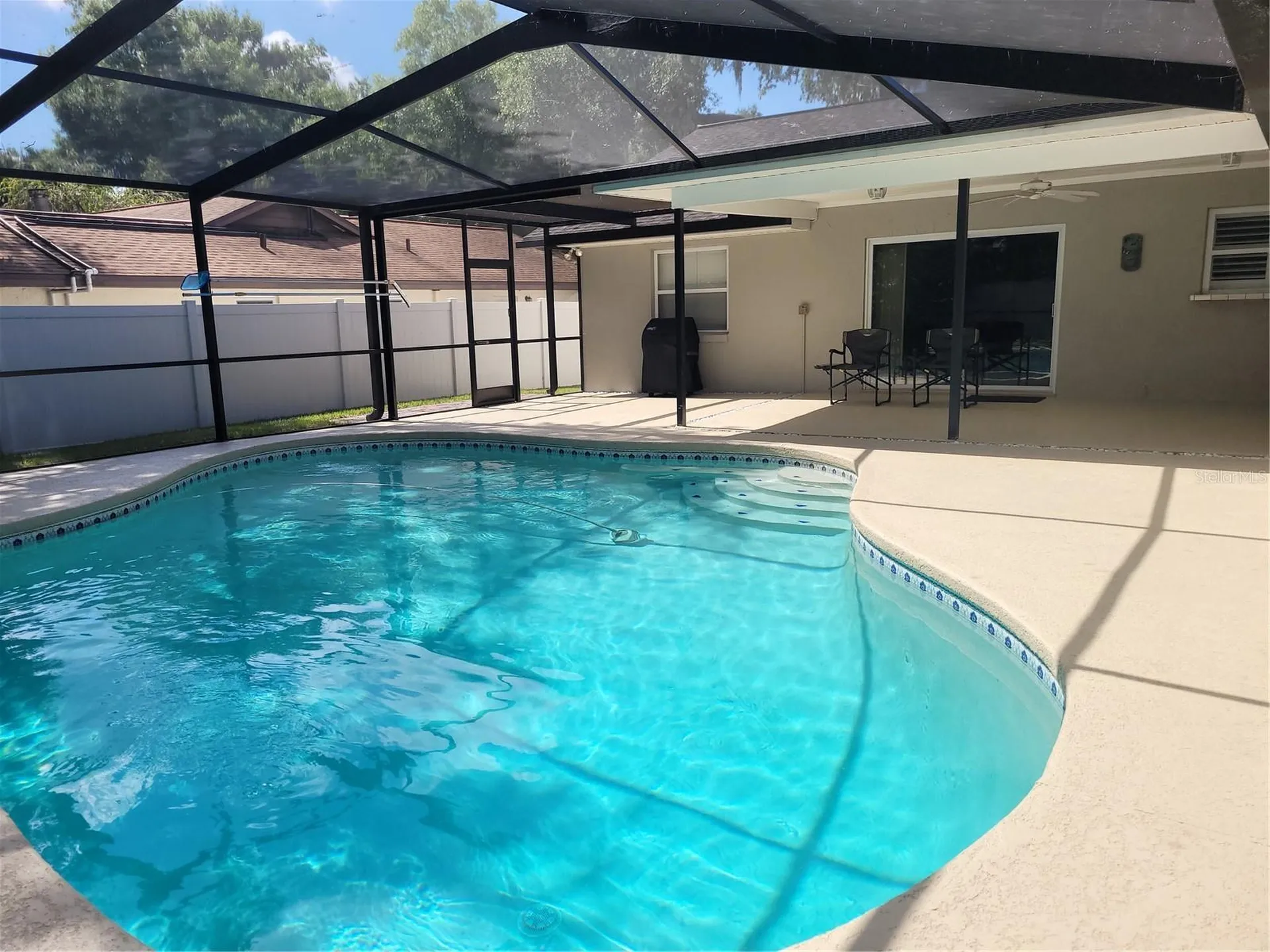 1104 Riflecrest Avenue Valrico FL 33594