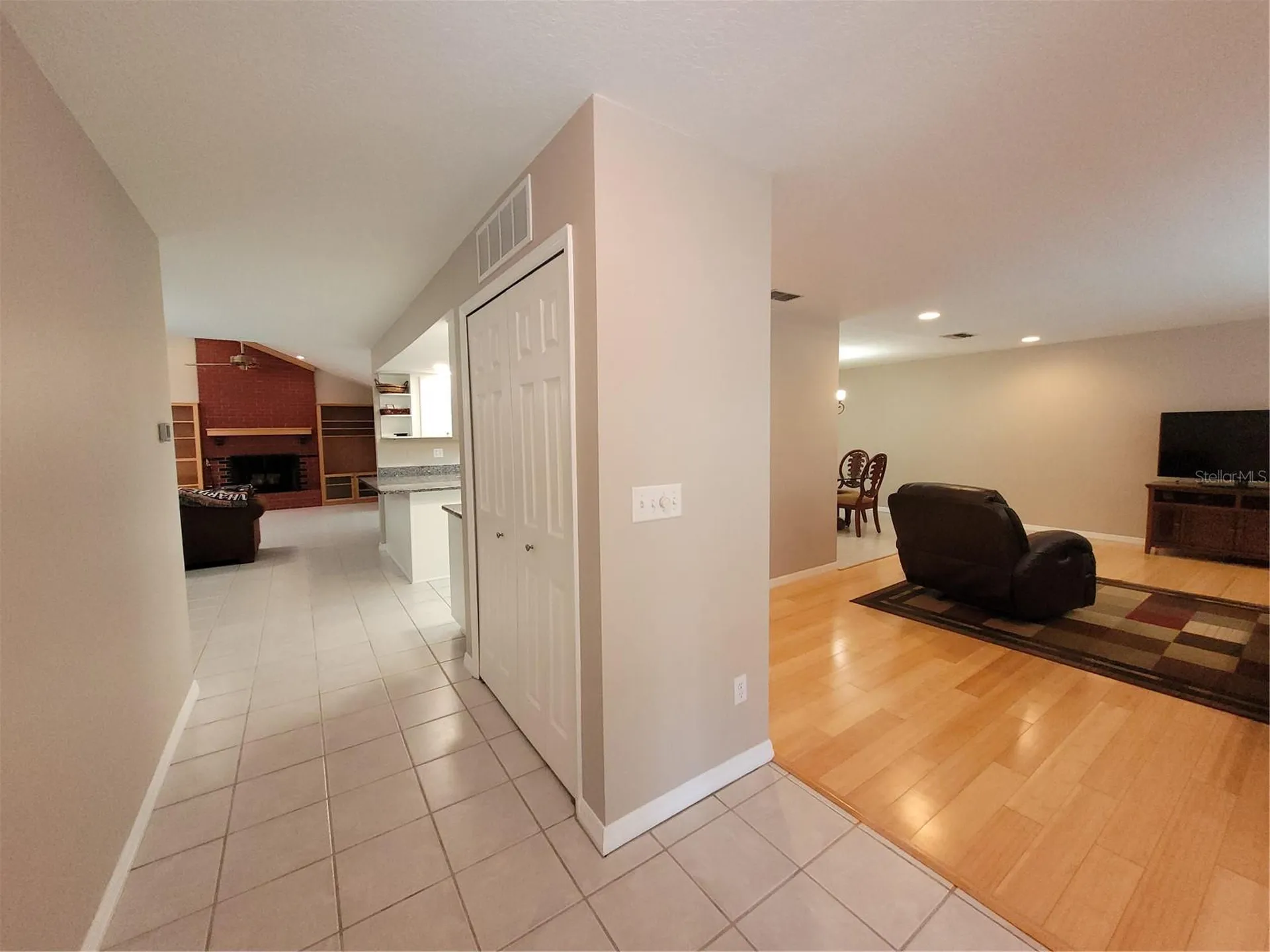 1104 Riflecrest Avenue Valrico FL 33594