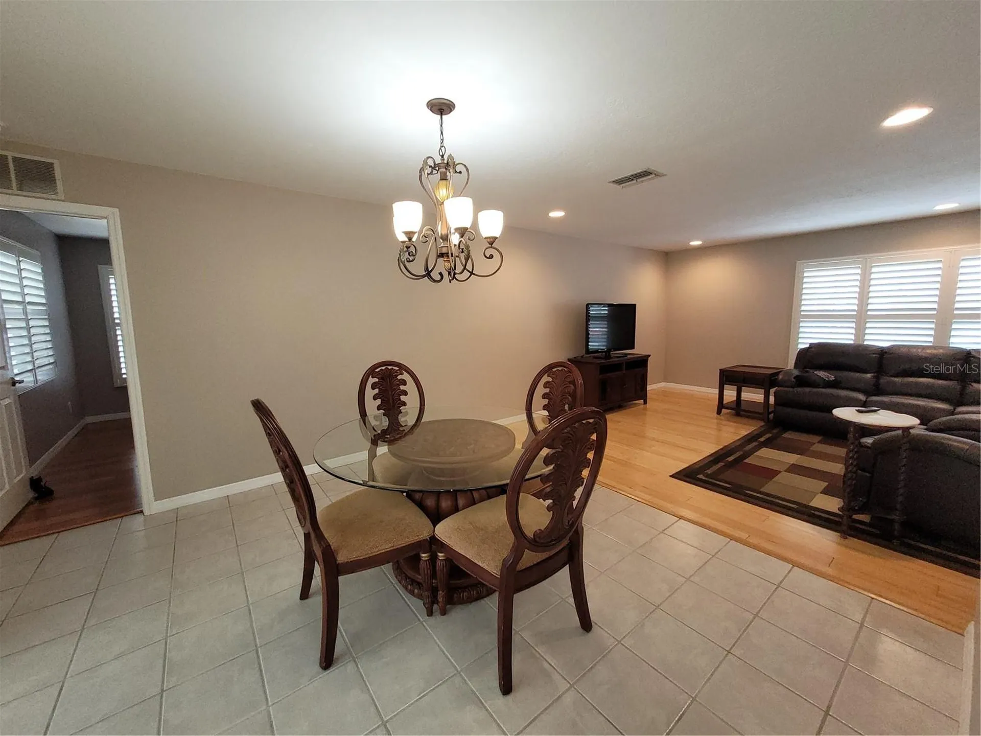 1104 Riflecrest Avenue Valrico FL 33594