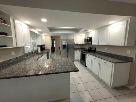 1104 Riflecrest Avenue Valrico FL 33594