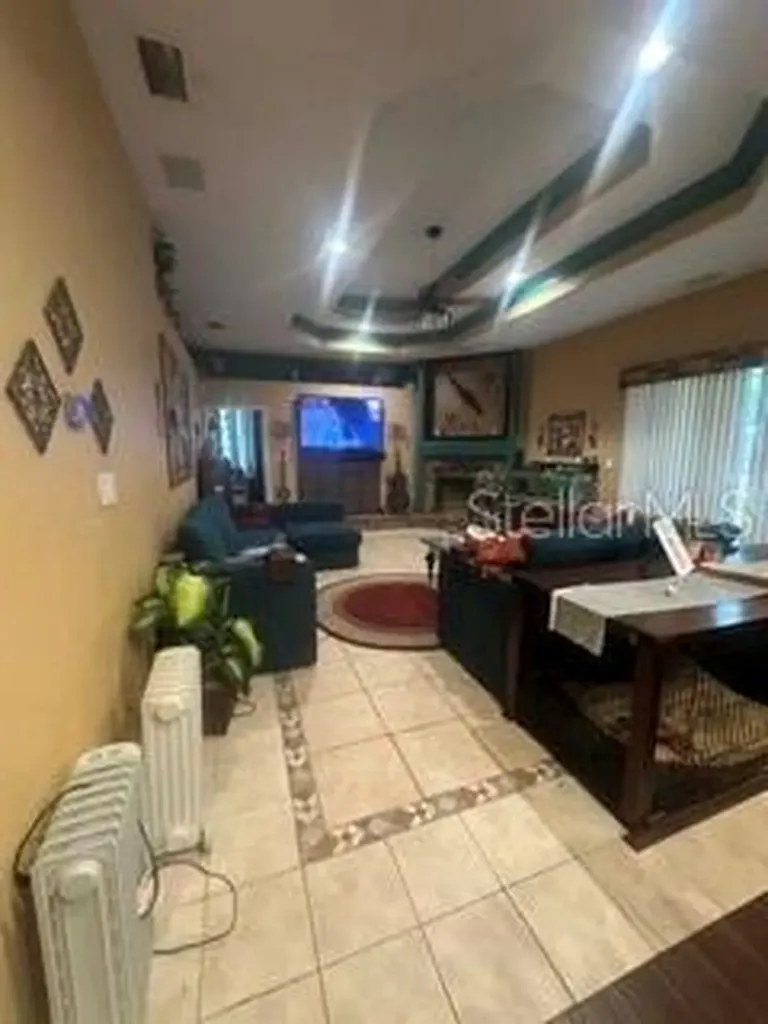 2702 Clubhouse Drive Plant City FL 33566