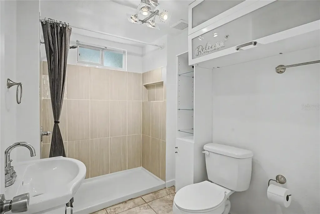 17230 Adam Court Montverde FL 34756