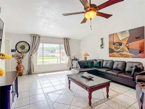 937 Florida Parkway Kissimmee FL 34743