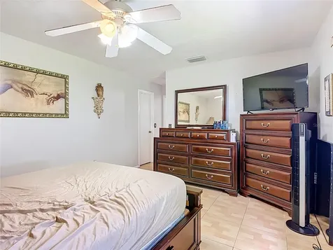937 Florida Parkway Kissimmee FL 34743