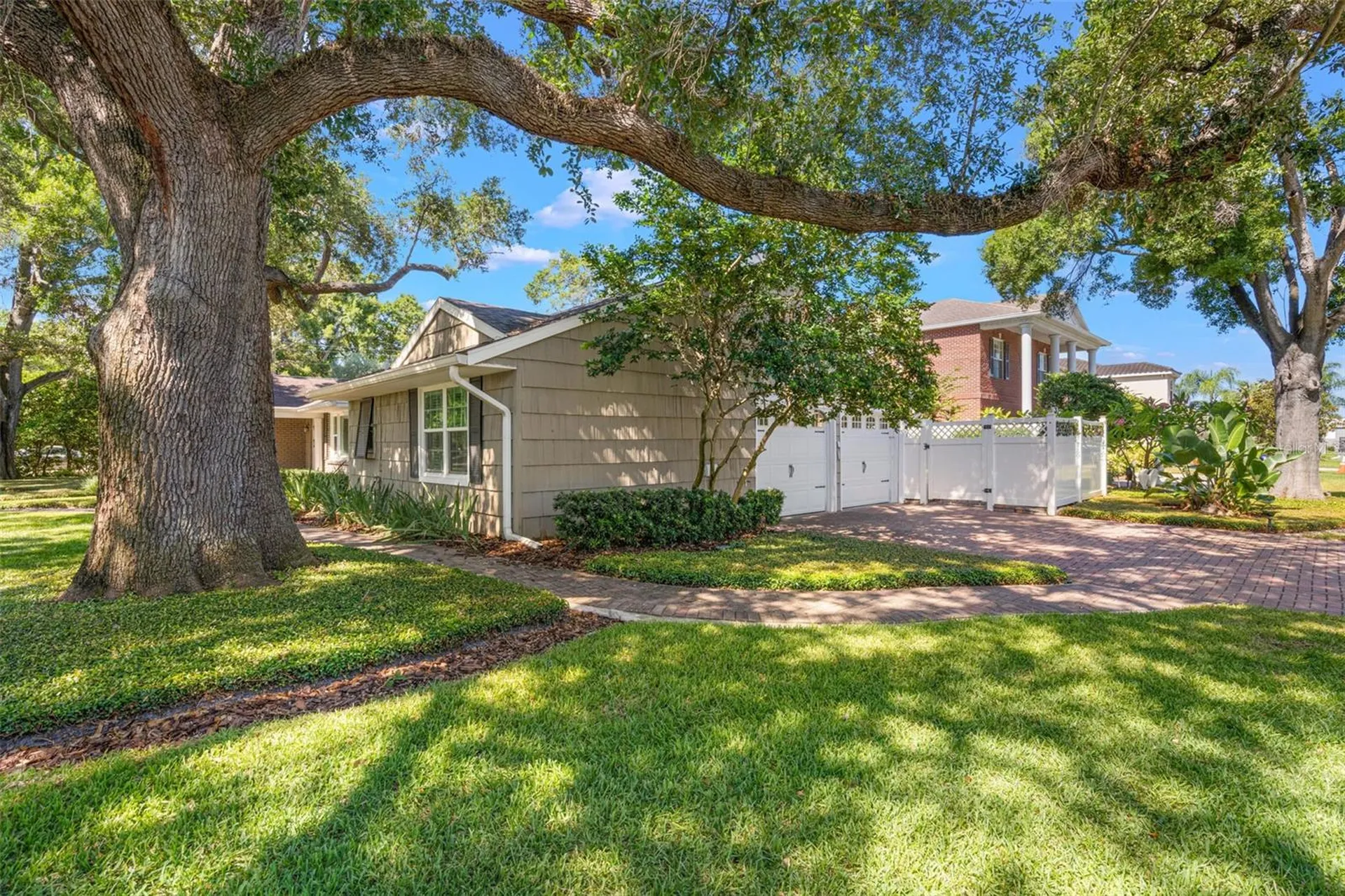 1035 S Sterling Avenue Tampa FL 33629