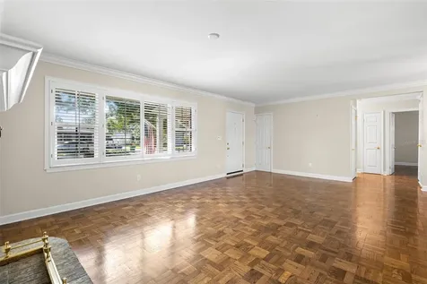 1035 S Sterling Avenue Tampa FL 33629