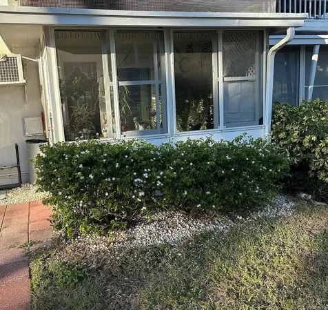 1605 Leisure Drive Bradenton FL 34207