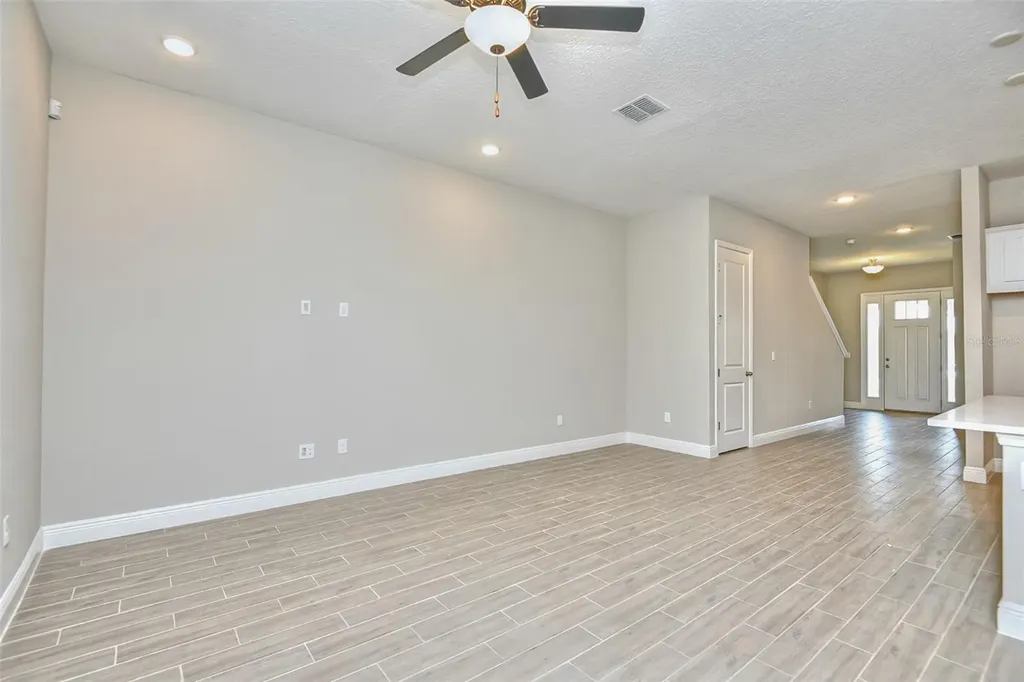 6427 Cyrils Drive St Cloud FL 34771