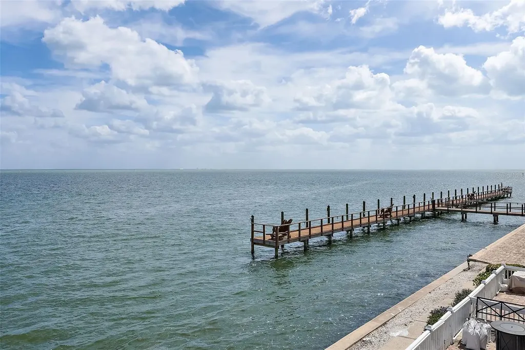 4966 Coquina Key Drive SE St Petersburg FL 33701