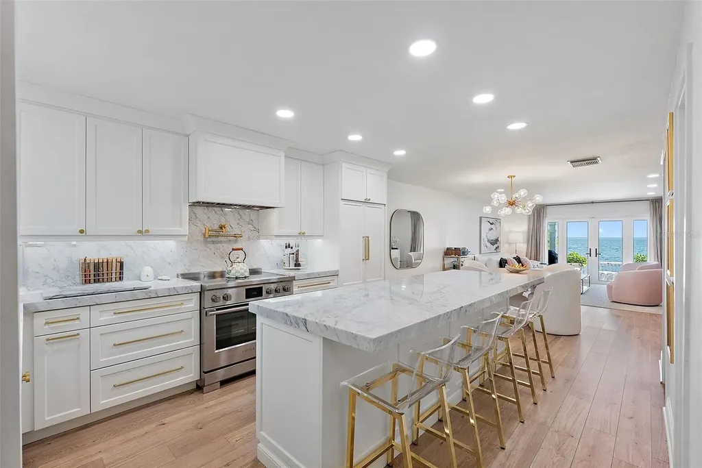 4966 Coquina Key Drive SE St Petersburg FL 33701