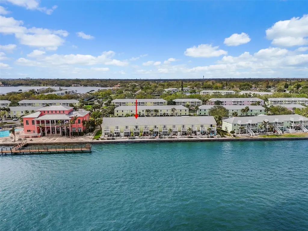 4966 Coquina Key Drive SE St Petersburg FL 33701