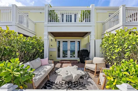 4966 Coquina Key Drive SE St Petersburg FL 33701
