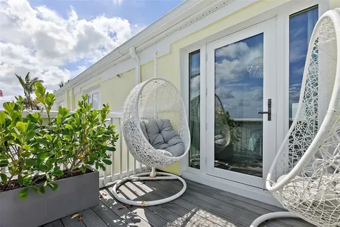 4966 Coquina Key Drive SE St Petersburg FL 33701