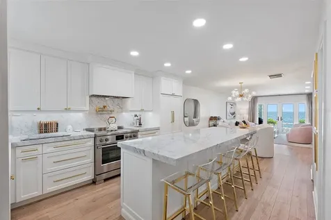 4966 Coquina Key Drive SE St Petersburg FL 33701