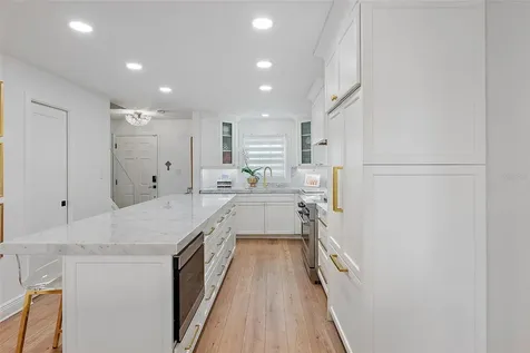 4966 Coquina Key Drive SE St Petersburg FL 33701