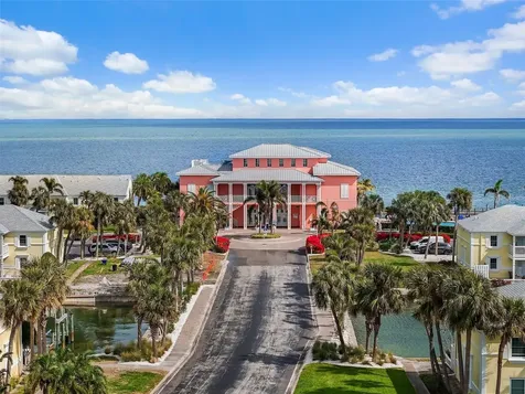 4966 Coquina Key Drive SE St Petersburg FL 33701