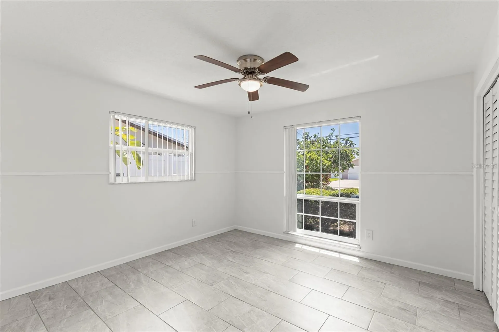 4960 Dover Street NE St Petersburg FL 33703