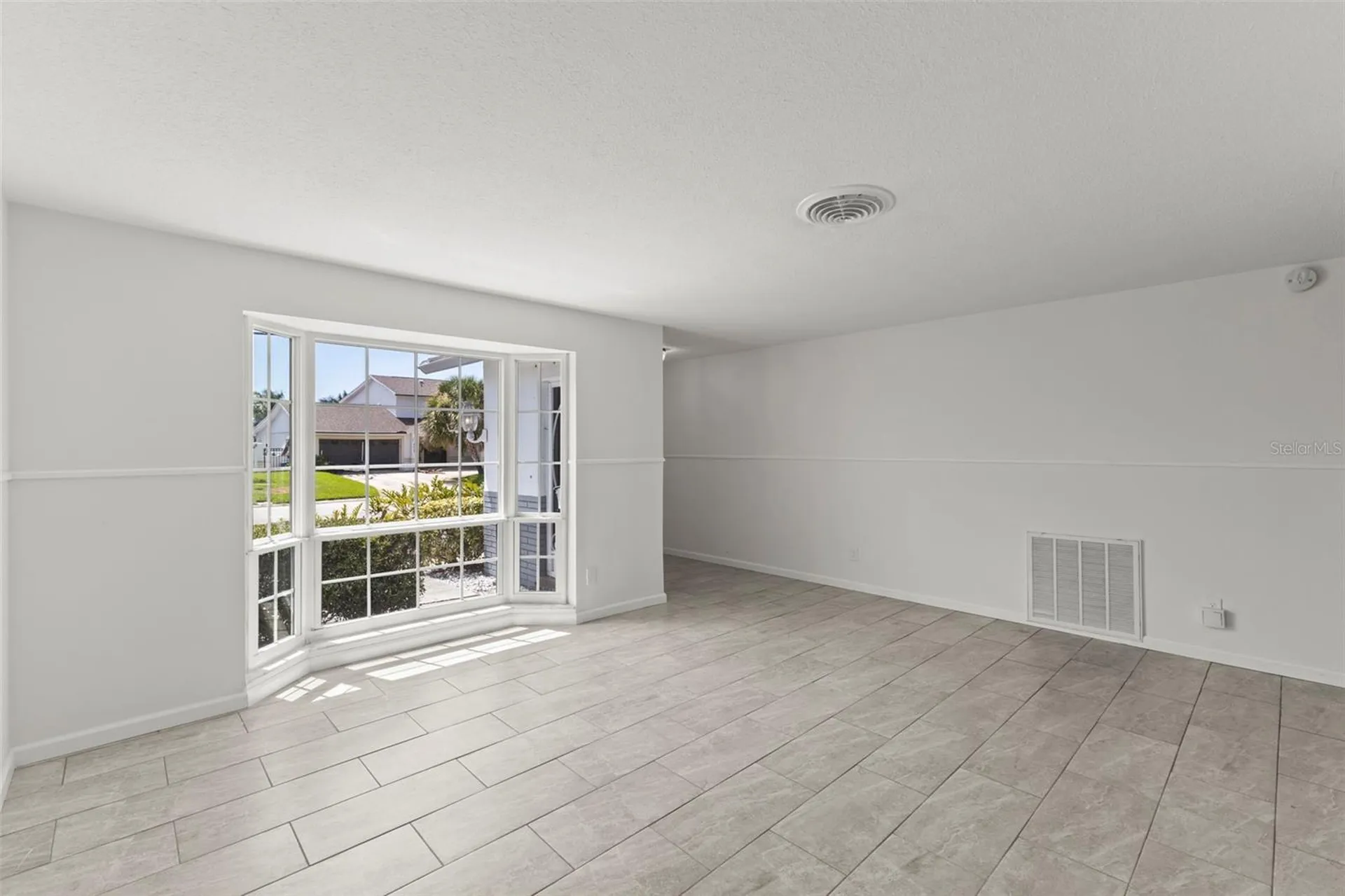 4960 Dover Street NE St Petersburg FL 33703
