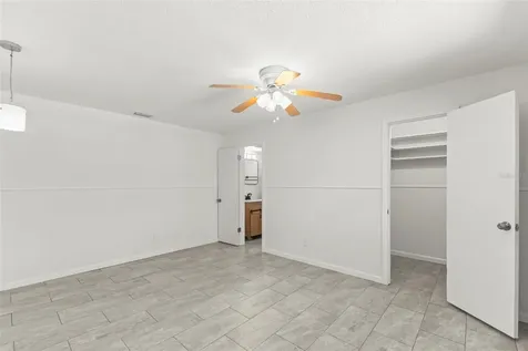 4960 Dover Street NE St Petersburg FL 33703