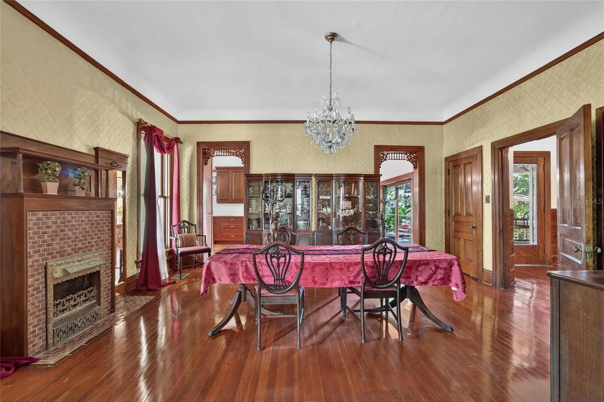 3007 W Stovall Street Tampa FL 33629
