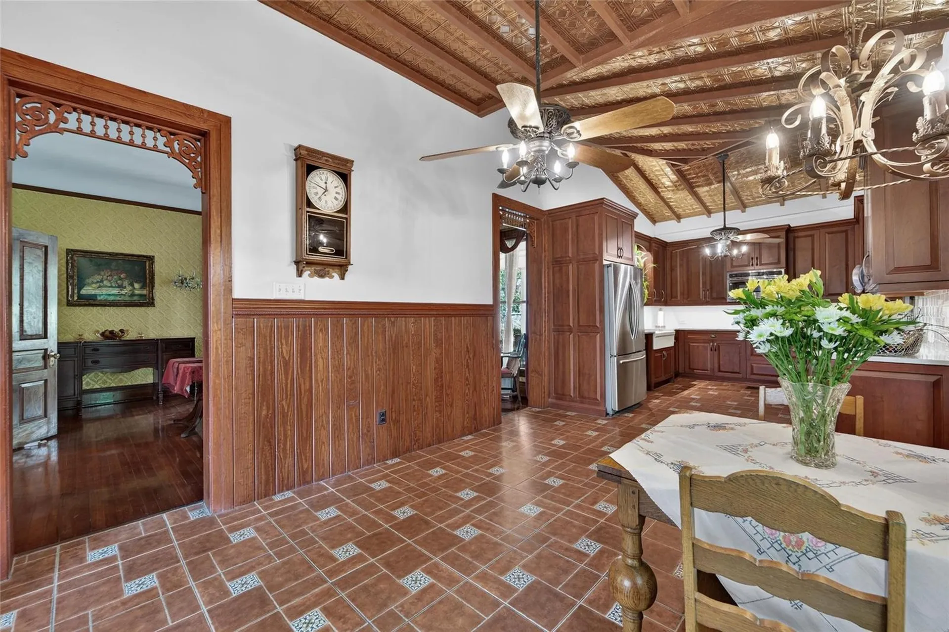 3007 W Stovall Street Tampa FL 33629